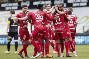 圣保利能否掀翻门兴？德甲保级与欧战资格的巅峰碰撞