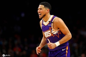 创造历史！布克2年1.45亿美元提前续约太阳