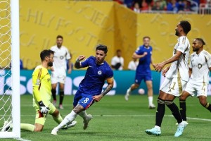 凌晨4点，世俱杯欧冠激战，恩佐反戈旧主，37岁天使告别战