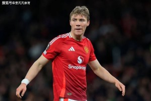 一日英超动向：曼联那不勒斯提出换人方案，阿森纳购买前锋锁定他