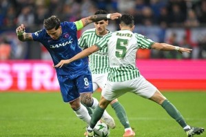 4-1！帕尔默双响，切尔西造足坛唯一神迹，贝蒂斯无缘百年首冠