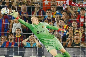 特尔施特根：巴萨守门10年，功过如何？